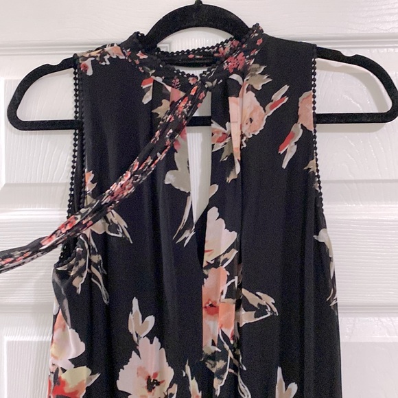 White House Black Market Floral High-Low Dress with Choker Neck Detail- Size 12 - Picture 5 of 7